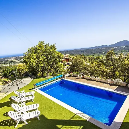 D'aro Villa *